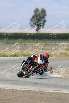 media/May-25-2025-Lets Ride (Sun) [[0ff033e448]]/B Group/1120am (Grapevine)/